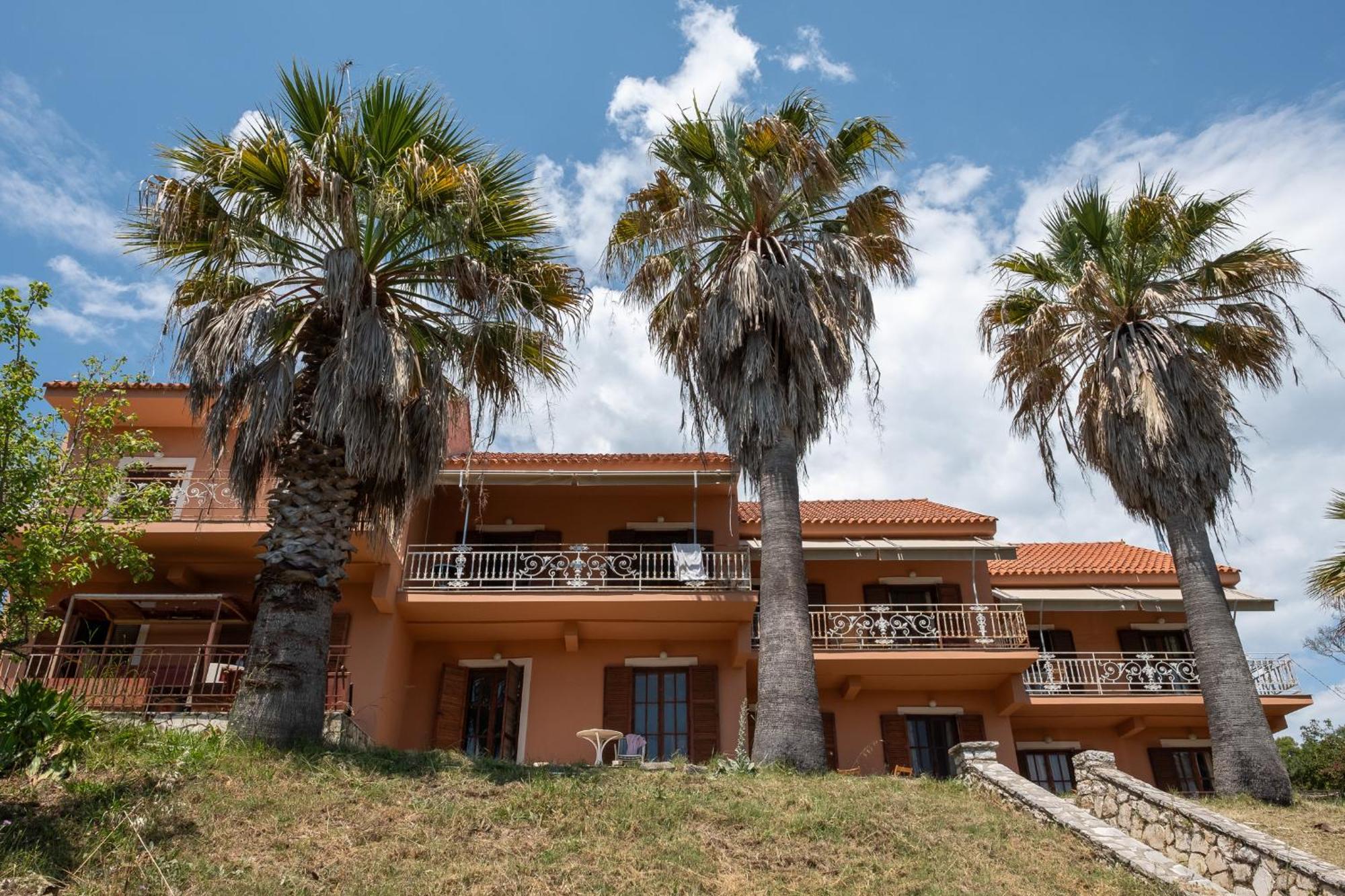 Апартаменти Kokkini Peach House Kokkinion Екстер'єр фото